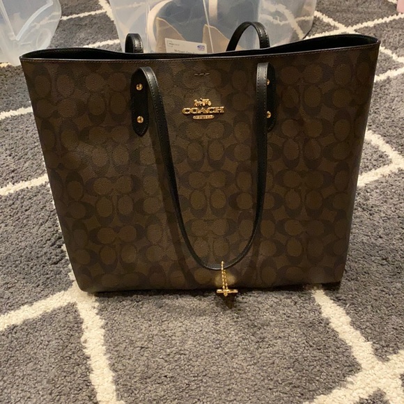 Coach tote - Picture 1 of 4